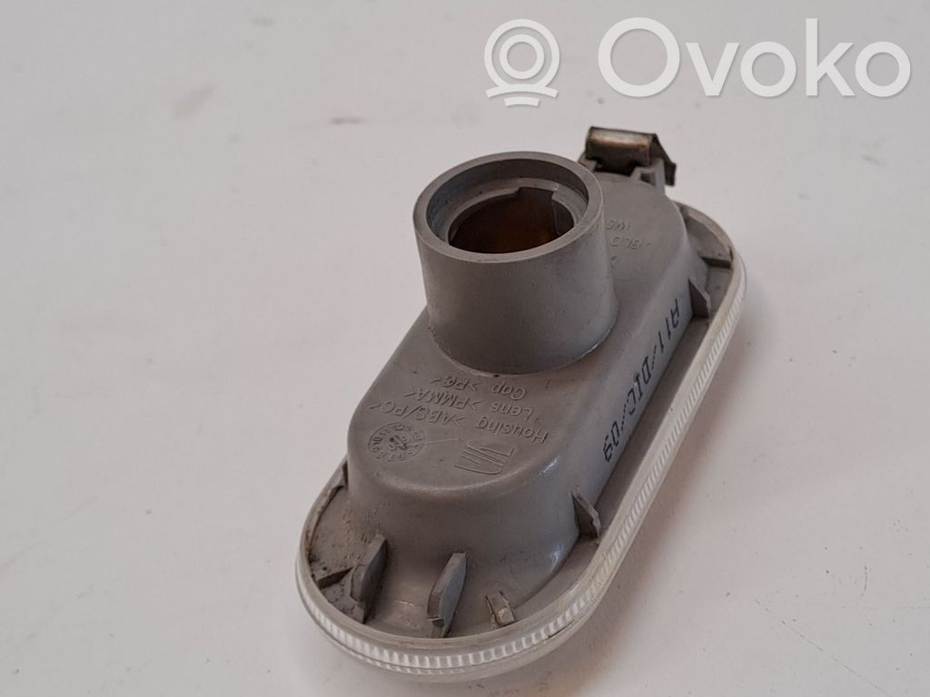 Seat Exeo (3R) Indicatore di direzione del parafango anteriore