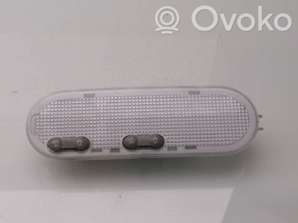 Nissan NV300 Rivestimento della console di illuminazione installata sul rivestimento del tetto 