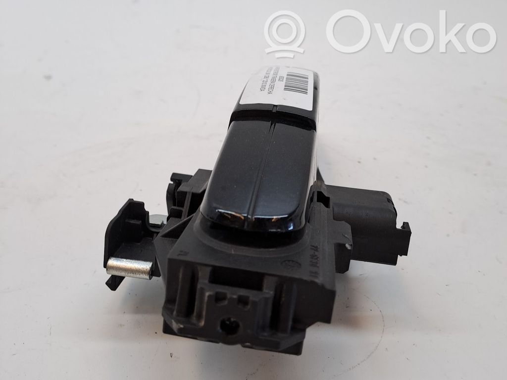 Ford Focus Manecilla externa puerta trasera 