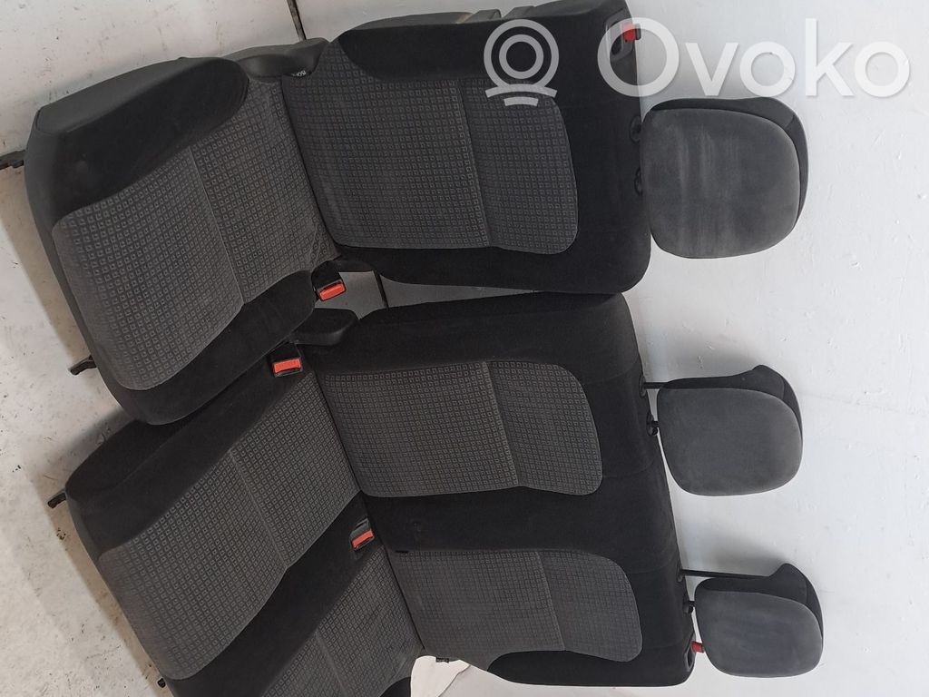 Citroen Berlingo Takaistuin 