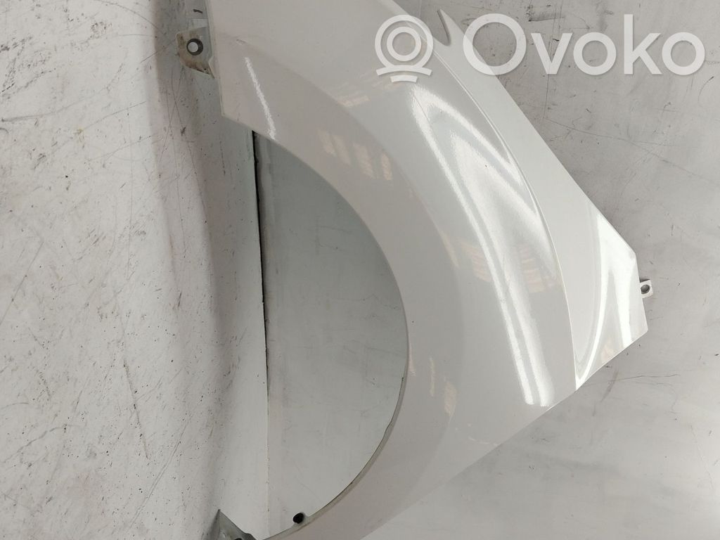 Arche d'aile avant   66311A6000