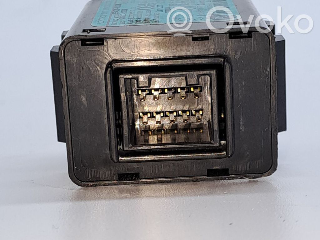 KIA Stonic Unidad de control/módulo de carrocería central 