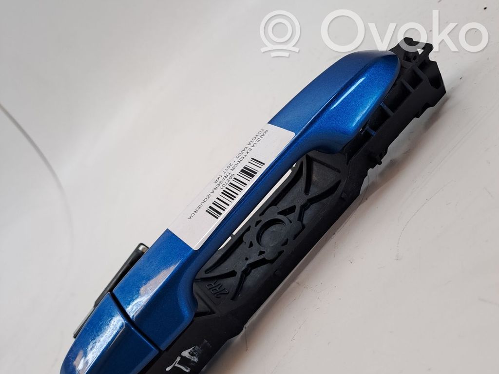 Manecilla externa puerta trasera   692040D090