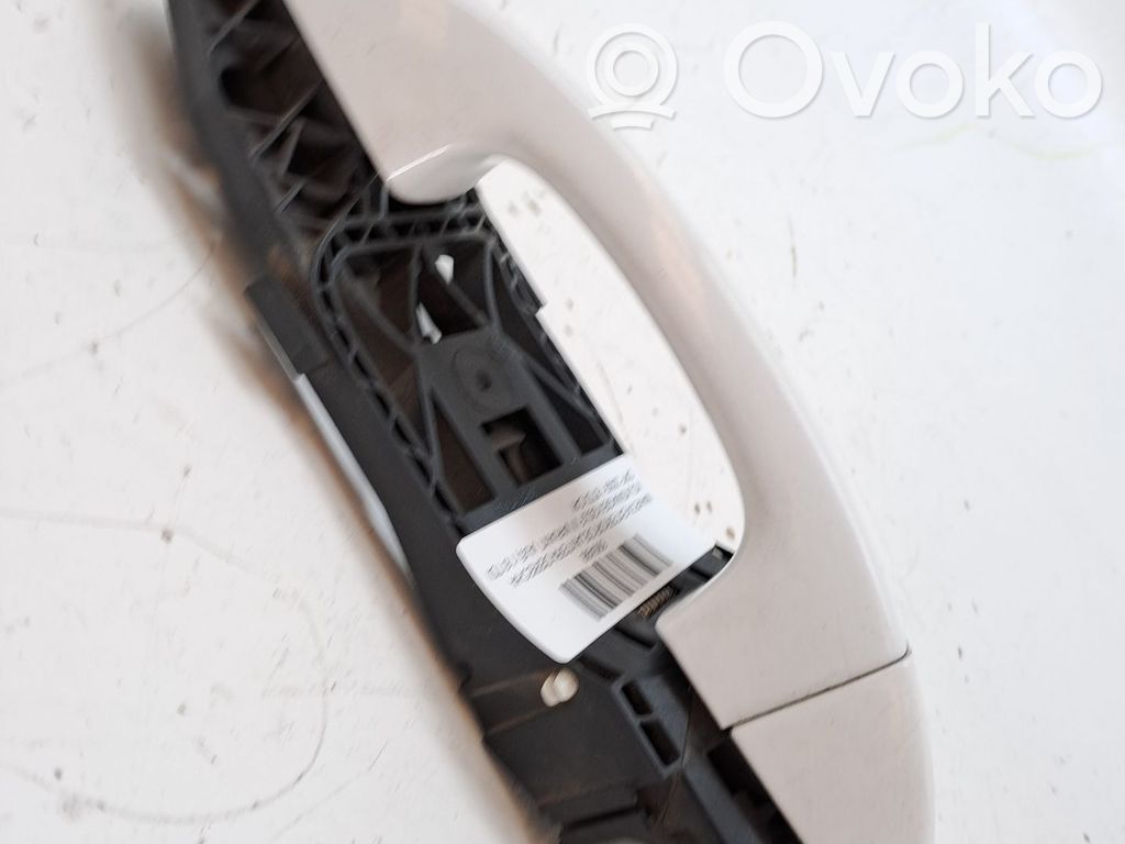 Manecilla externa puerta delantera   1K8837206F