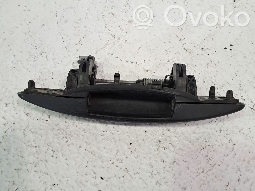 Manecilla externa puerta delantera   806079580R