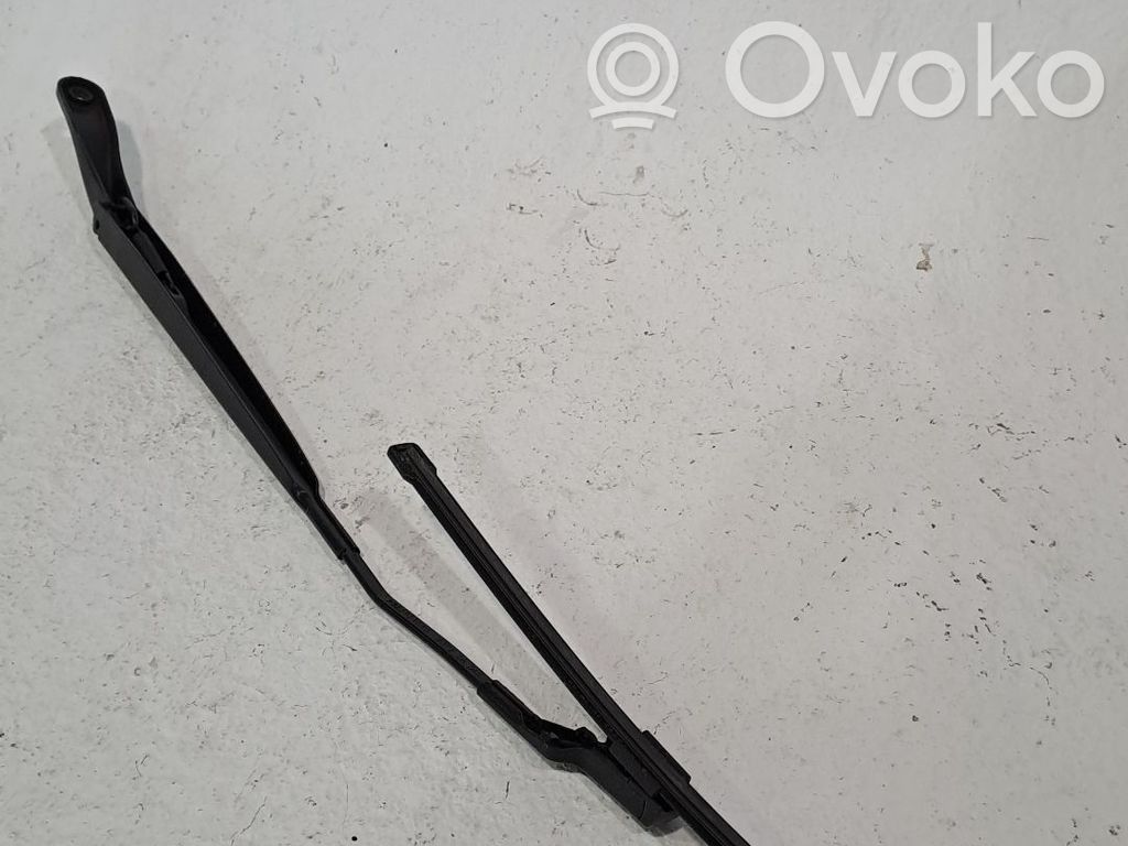 Opel Corsa F Wischerarm vorne 