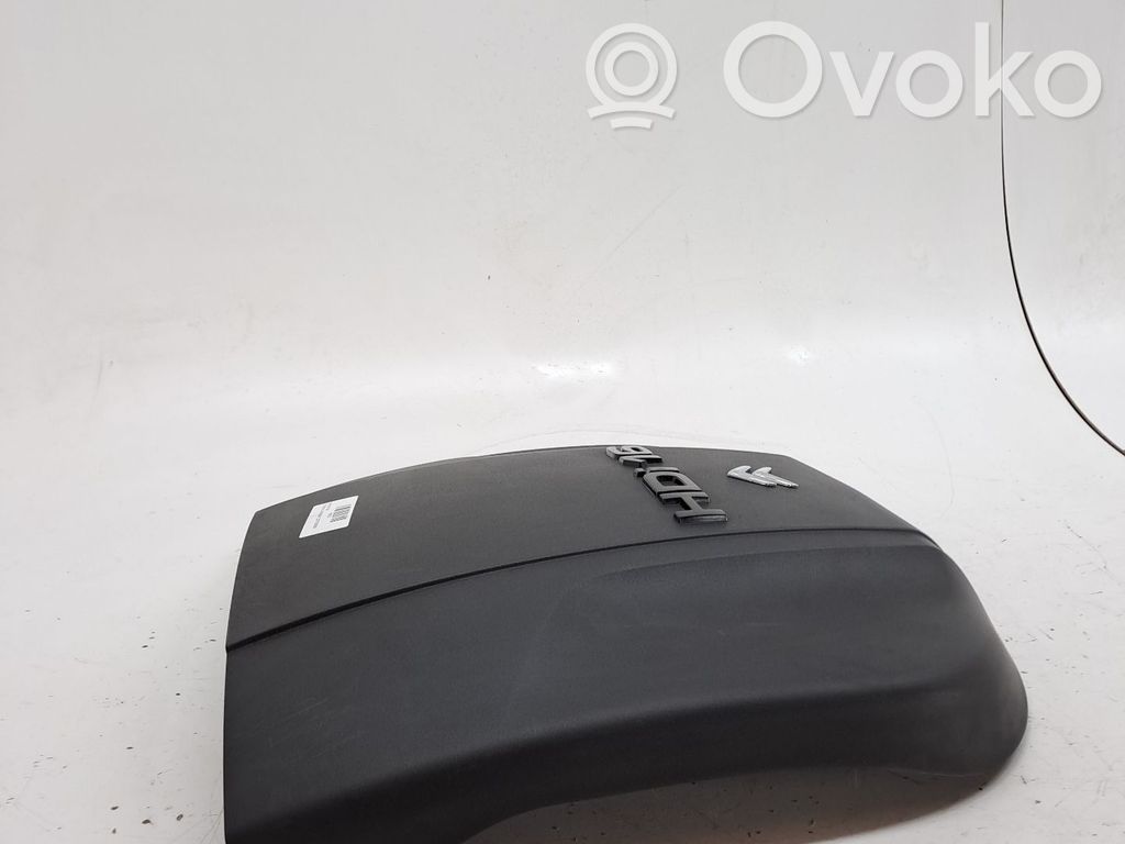 Engine cover (trim)   137A1