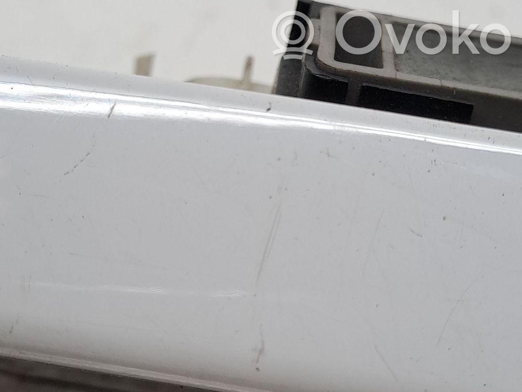 Tailgate trunk handle   95147504