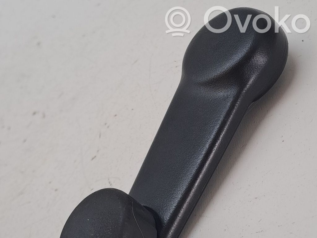 Regulador manual de la ventanilla trasera   807601HB0A