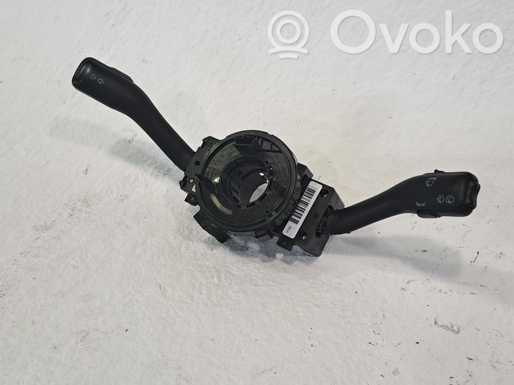 Suuntavilkun vipu   8L0953513G01C,4B0953503H01C