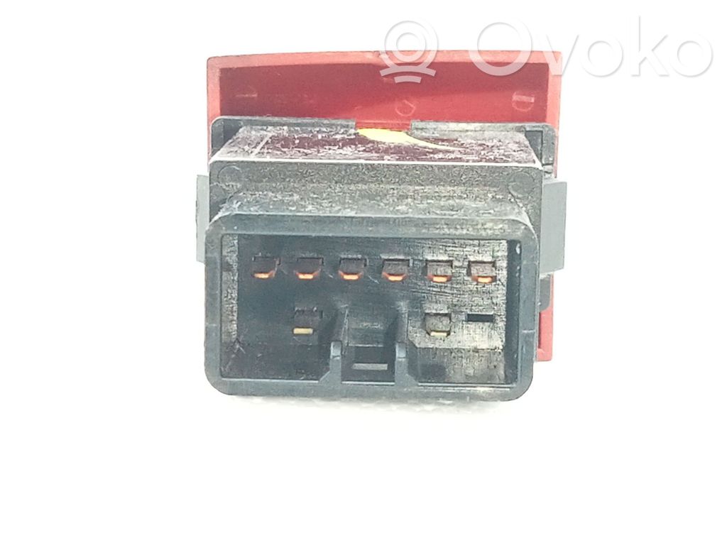 Botón interruptor de luz de peligro   9379026000