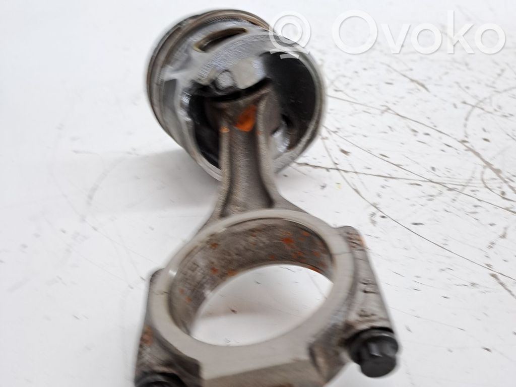 Piston   038198401F,03L107065G