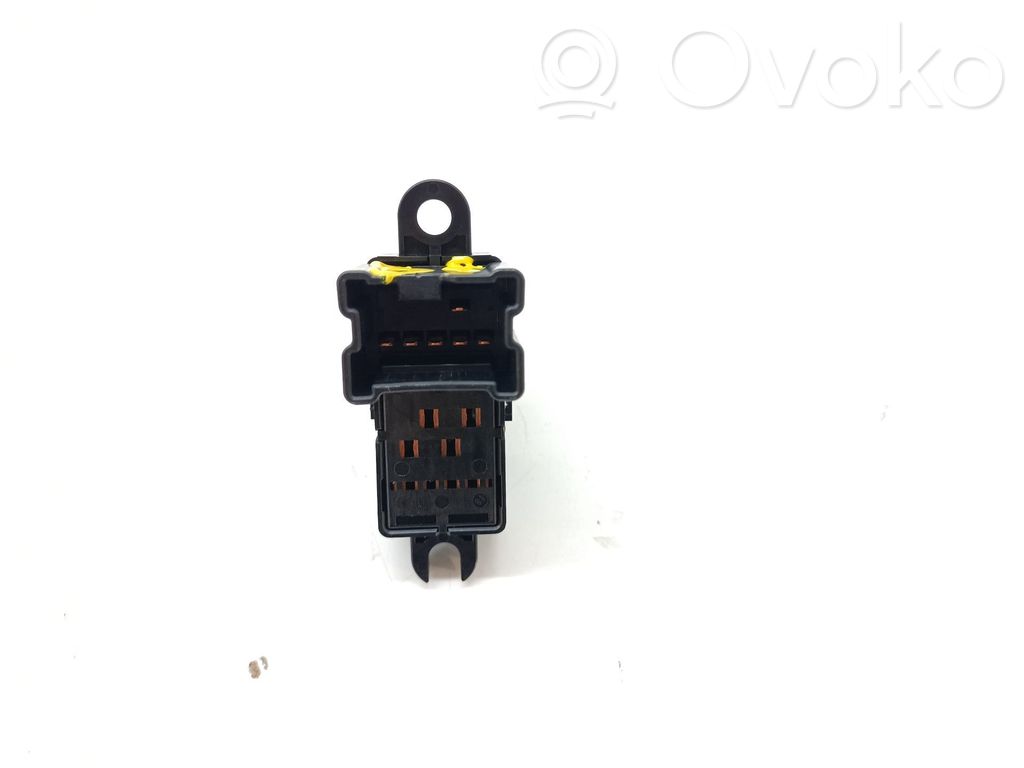 Nissan Qashqai Comutator comandă geamuri electrice
