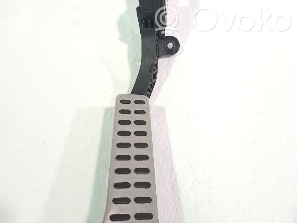 Pedal del acelerador   32700A6110