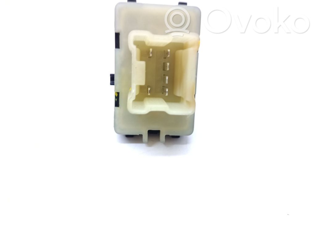 Interruptor del elevalunas eléctrico   254218614R