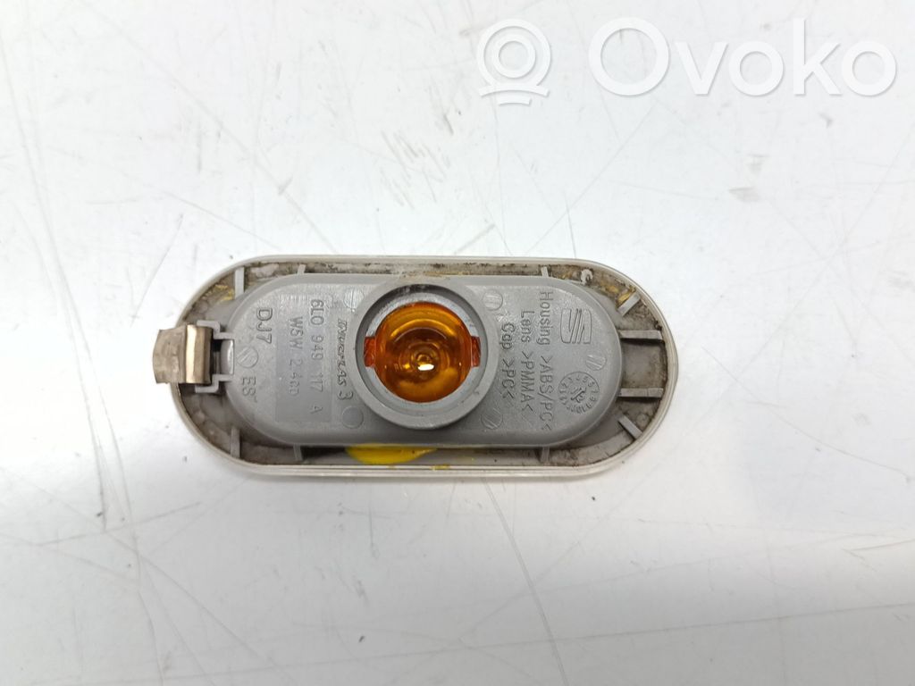 Seitenblinker   6L0949117A