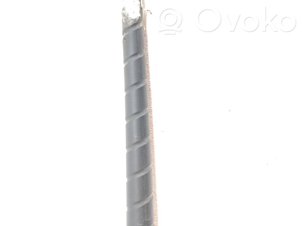 Opel Corsa E Radion antenni