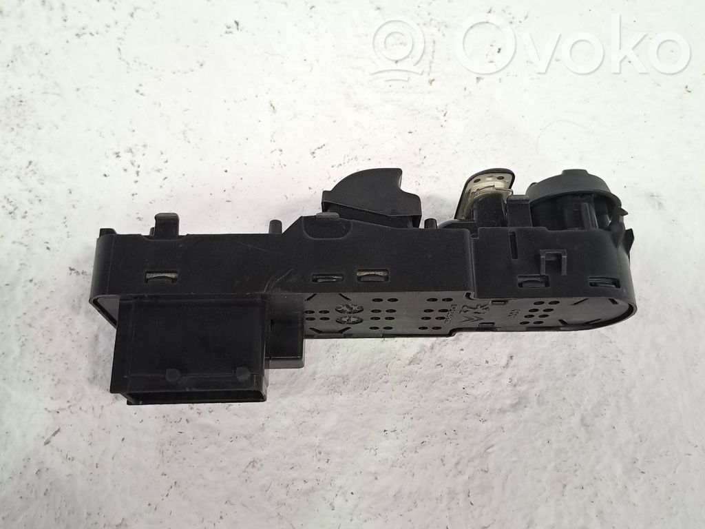 Comutator comandă geamuri electrice   6490FG