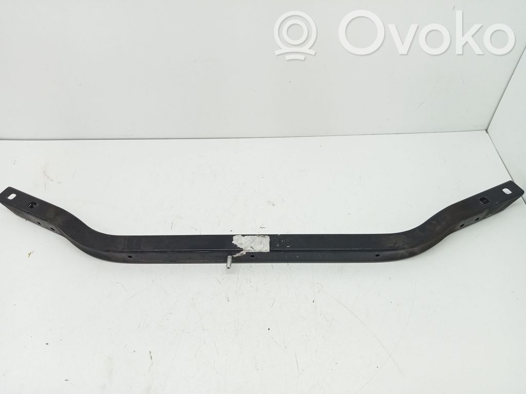 Priekšpusē bampera sija / balka   51647210502