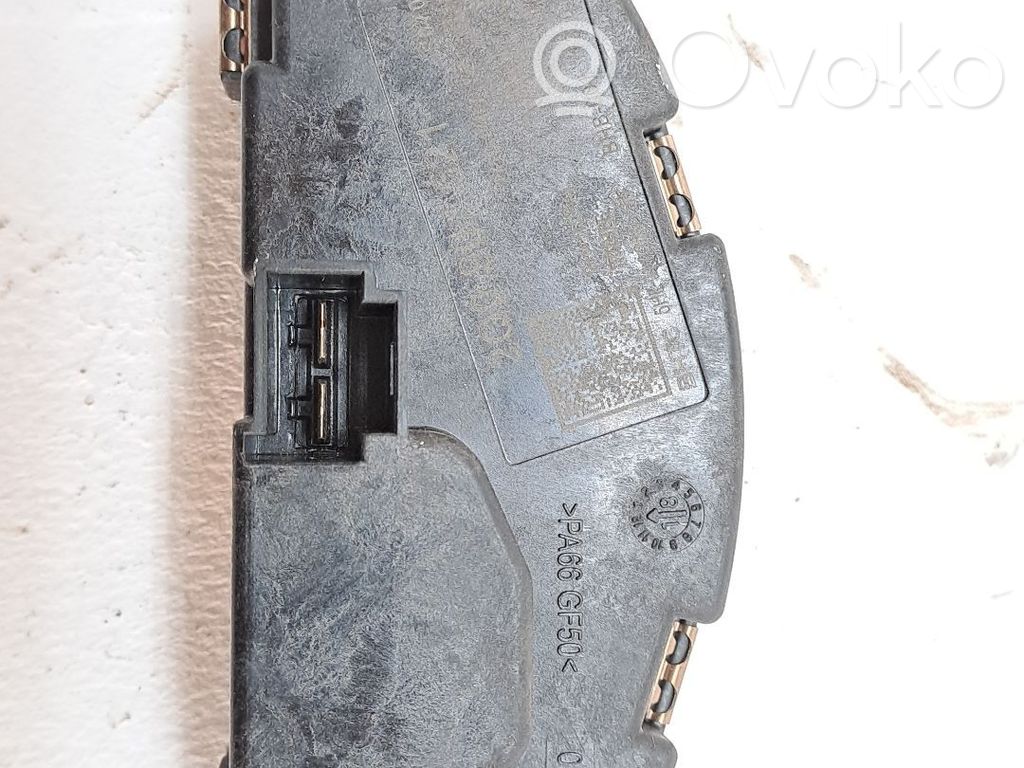 Motor aerotermă/rezistor ventilator   2Q0907521