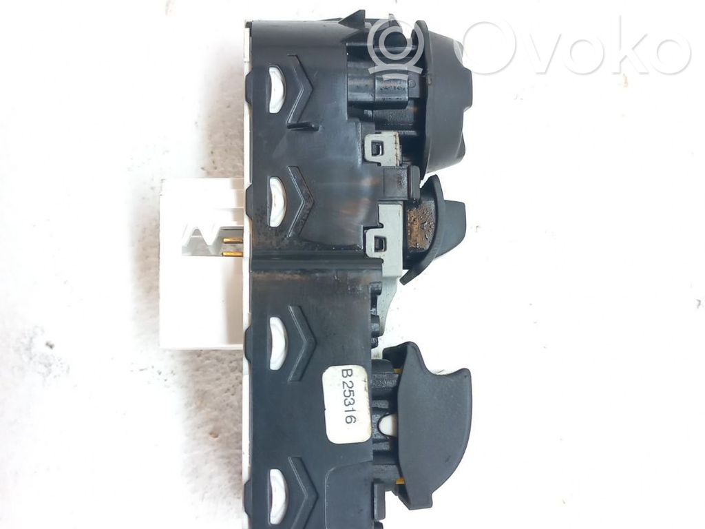 Peugeot Expert Comutator comandă geamuri electrice 