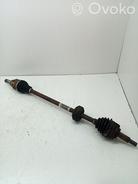 Eje de transmisión delantero   391002807R