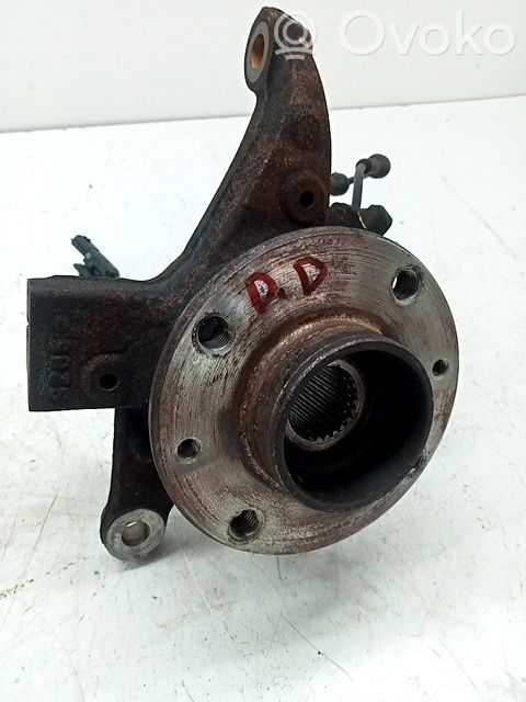 Mangueta de dirección de rueda delantera   400148715R