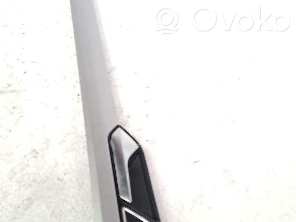 Volkswagen PASSAT B7 Manecilla interna puerta trasera 