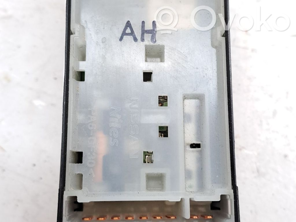 Interruptor del elevalunas eléctrico   254011HB0C