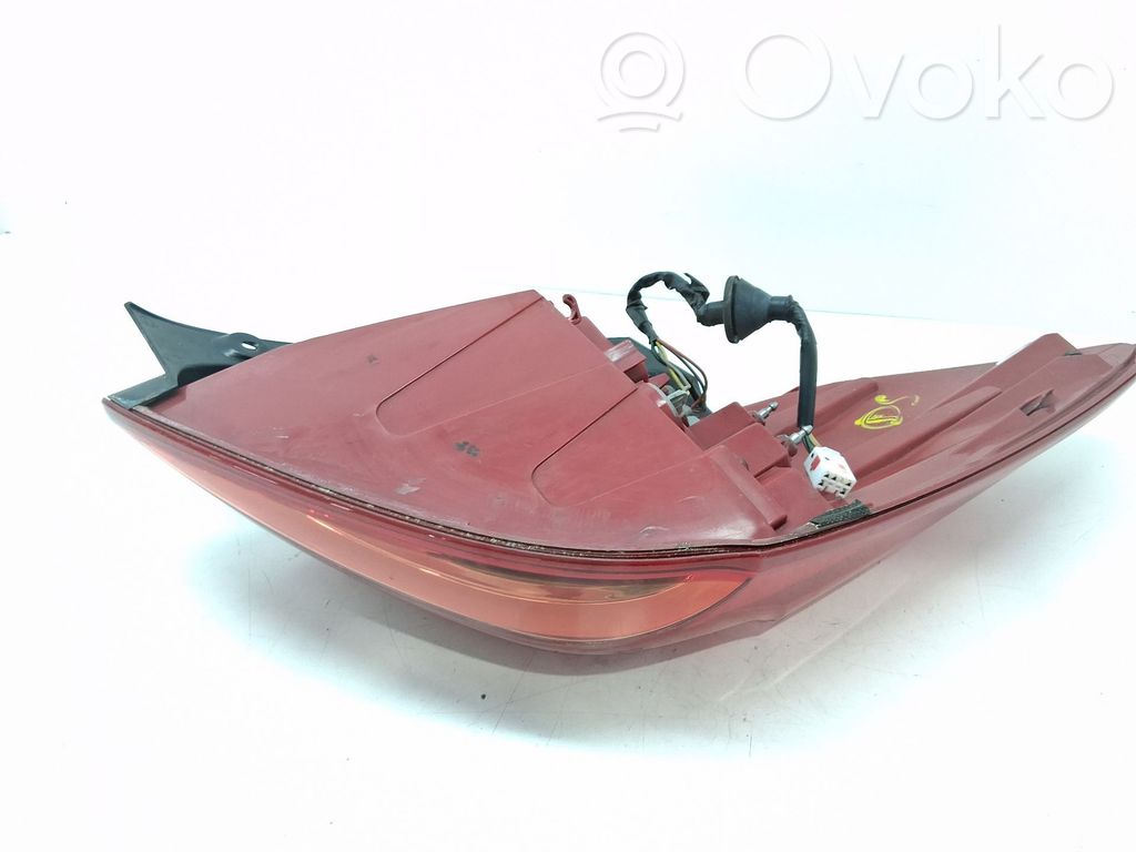 Rear tail light bulb   92401A2720