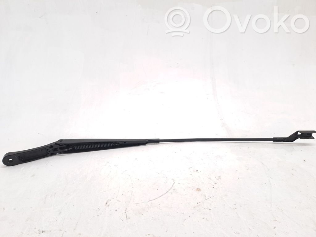 Brazo del limpiaparabrisas delantero   5FB955410