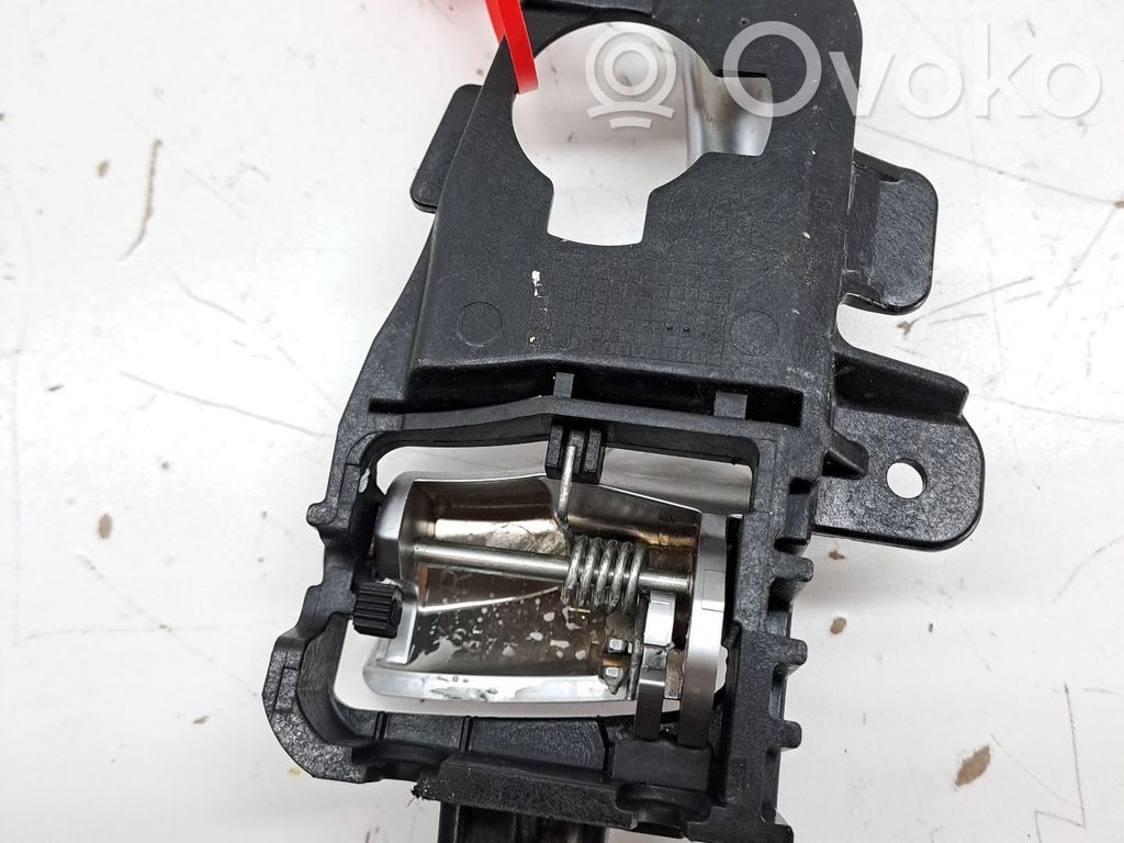 Manecilla interna de puerta corredera   82620A6010