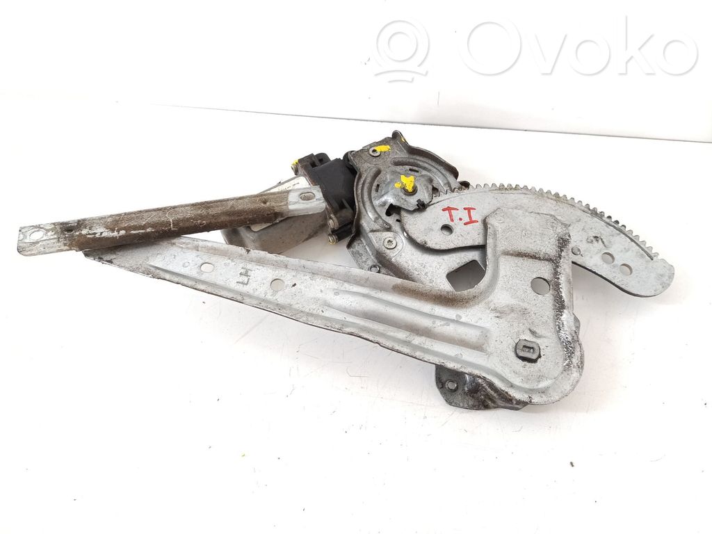 Nissan Almera N16 Alzacristalli elettrico della portiera anteriore