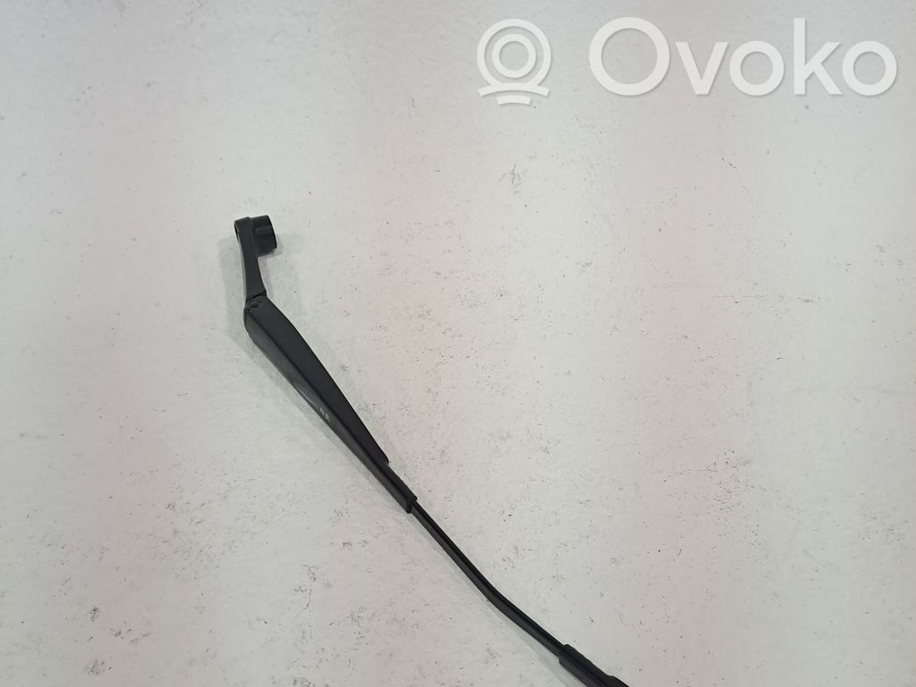 Brazo del limpiaparabrisas delantero   98321Q0000