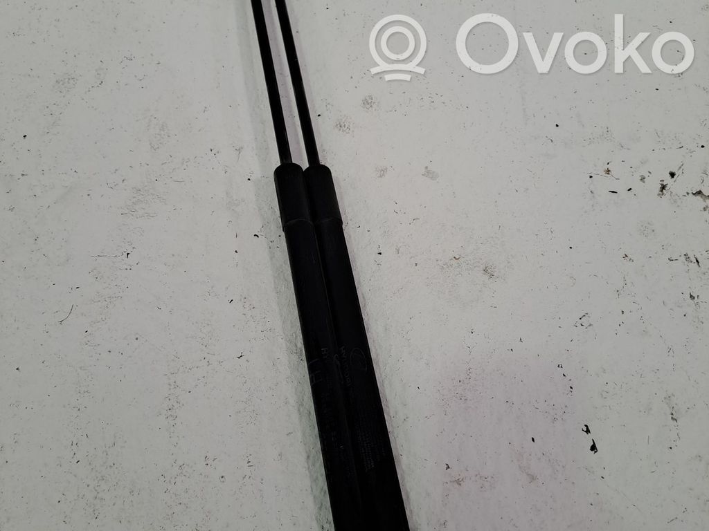Hyundai i30 Tailgate/trunk/boot lid buffer 