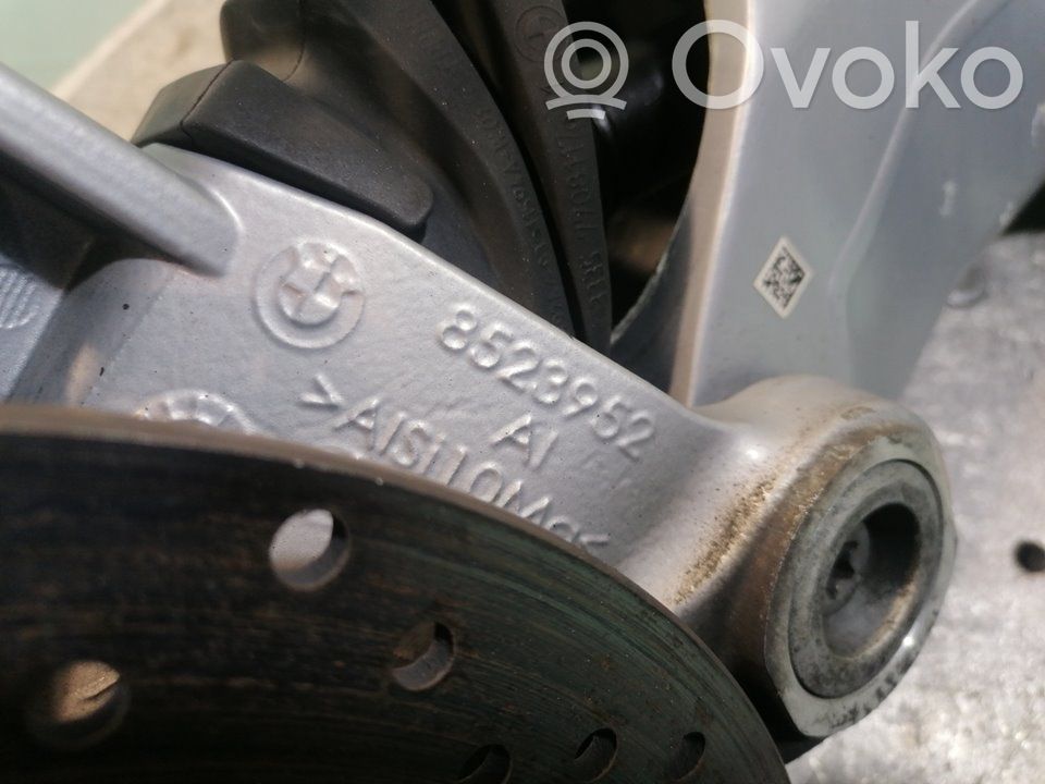 Mazda 1200 Sottotelaio posteriore 