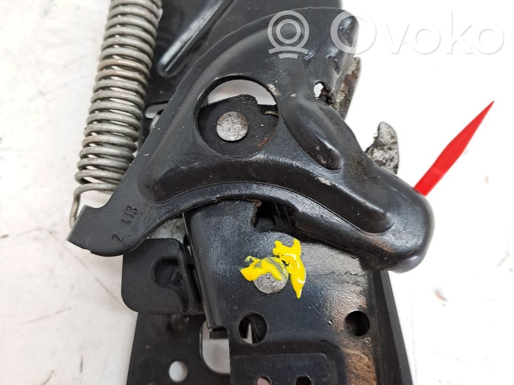 Mazda 3 II Verzurrhaken / Befestigungsbügel 