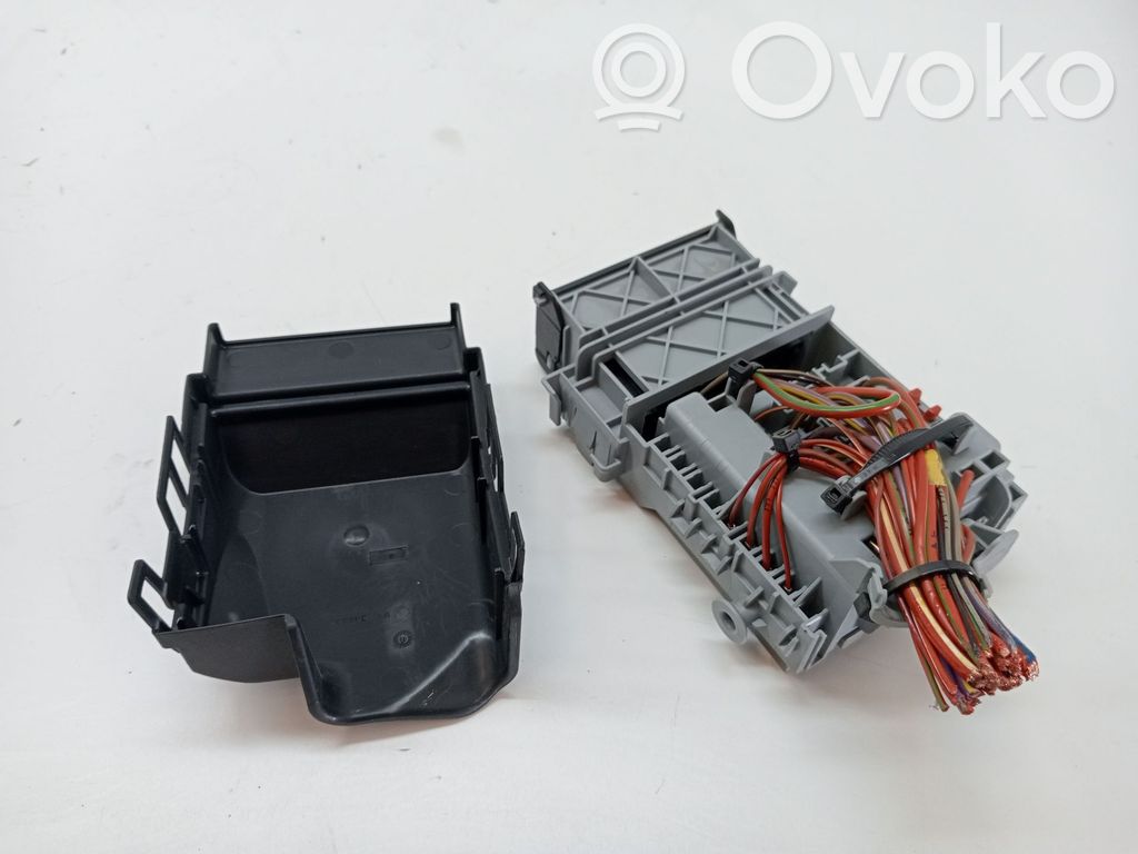 Módulo de fusible   13222786