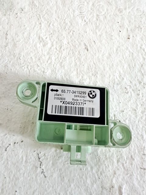 Sensor impacto/accidente para activar Airbag   65773415299
