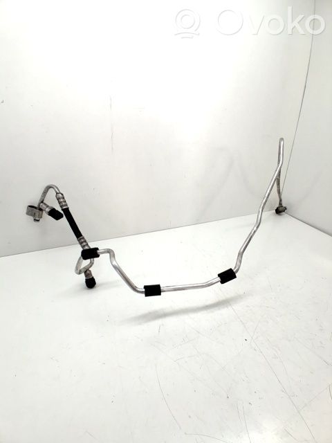 Manguito/racor flexible para A/C   1K0820743FL