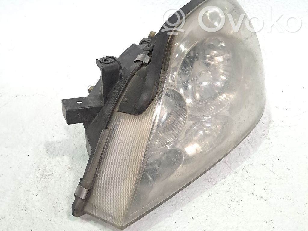Phare frontale   26060AU800