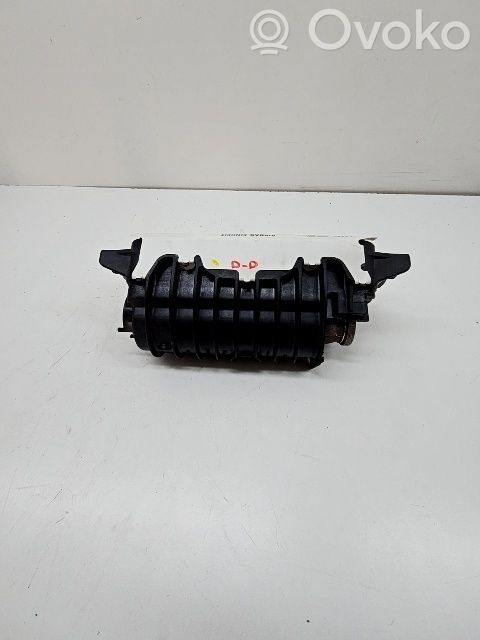 Beifahrerairbag   8P0880202D