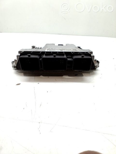 Unitate control motor/modul ECU   5U7112A650AB