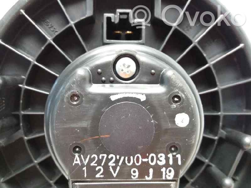 Toyota Yaris Ventilator aerotermă 