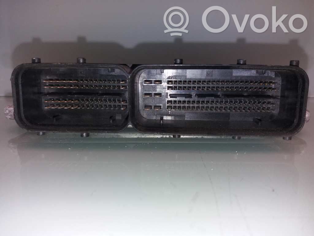 Volkswagen Golf V Unitate control motor/modul ECU 