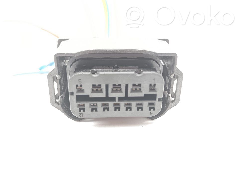 Cableado positivo   6925638,114523351,692563803
