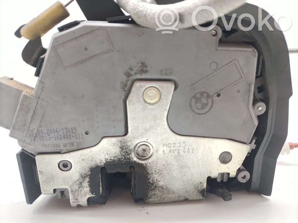 Cerradura de puerta trasera   8402602,1K0400111