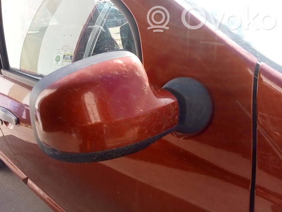 Dacia Sandero Specchietto retrovisore elettrico portiera anteriore 