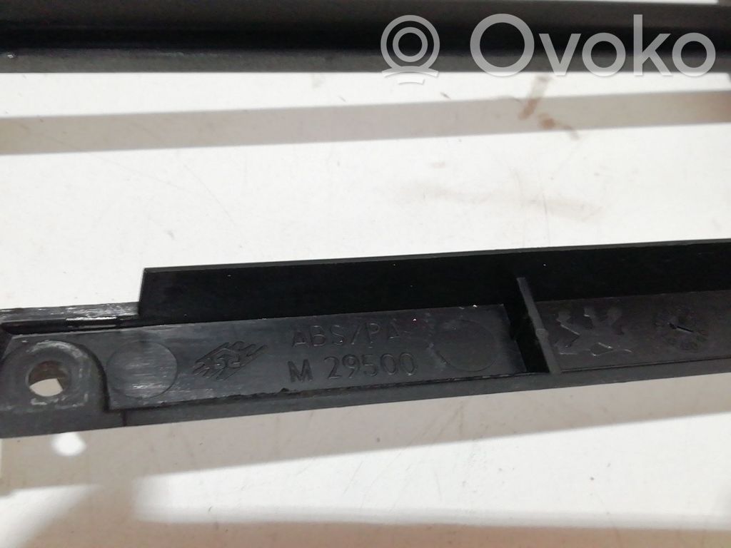 Sonstiges Karosserieteil   M29500,M29500