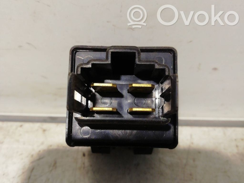 Muu rele   MB818524,MB818524